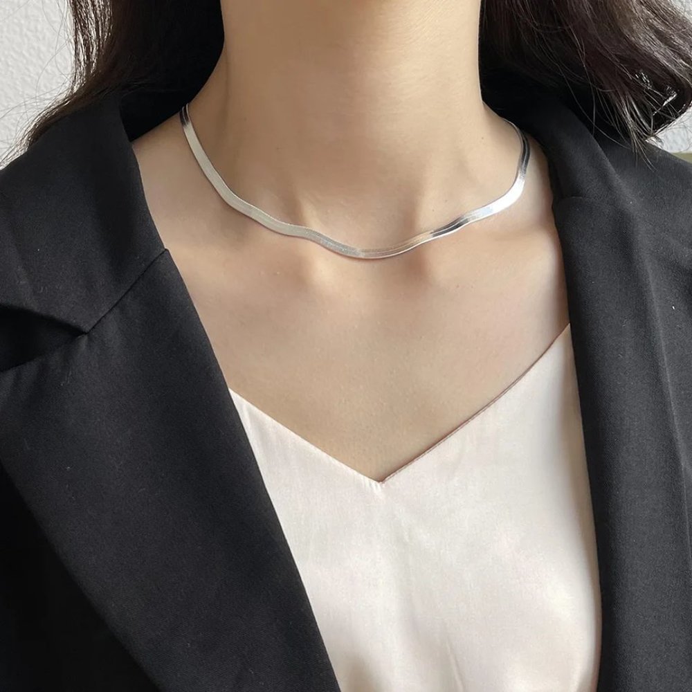 Luxurious 20 Inch Herringbone Necklace, Stamped .925 Sterling Silver - Picture 5 of 8
